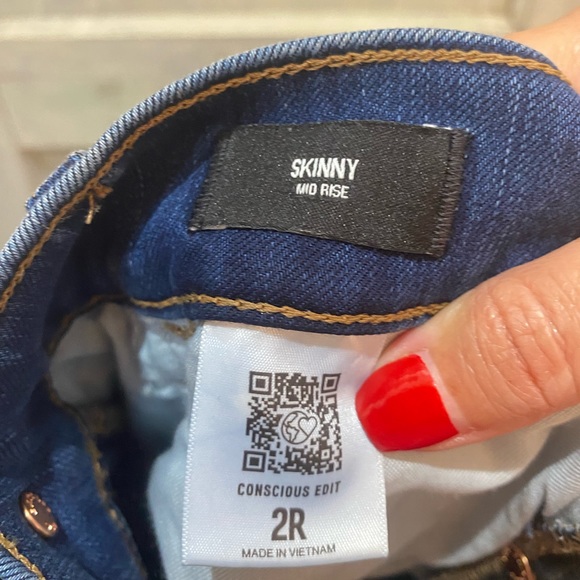 Express skinny mid ride jeans size 2 regular NWT Medium Wash - Picture 5 of 8